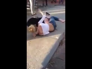 white girl fight in the street