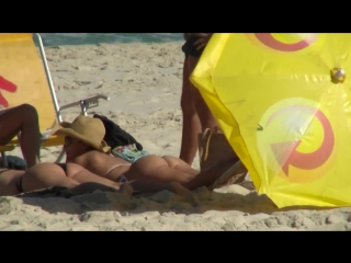 juliana paes in thong on the beach - upapz - voc paparazzo | brazilian girls  big ass milf